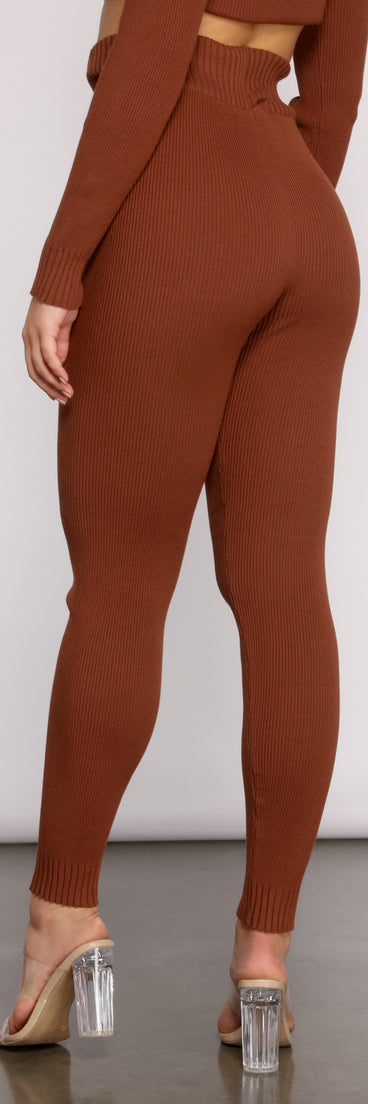 Cuddle Up Cozy Leggings provides a stylish start to creating your best summer outfits of the season with on-trend details for 2023!