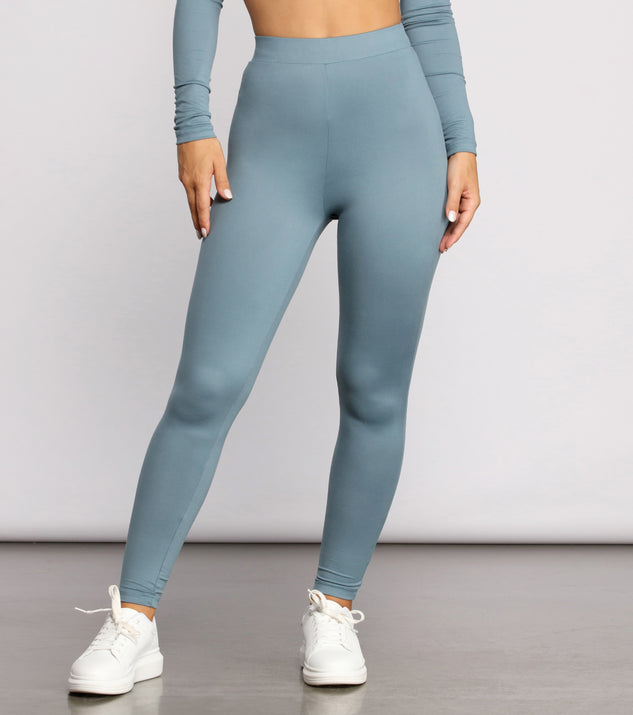 Set For Good Vibes Joggers provides a stylish start to creating your best summer outfits of the season with on-trend details for 2023!