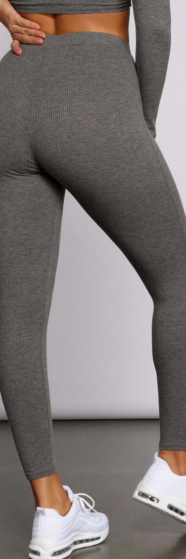 Ribbed Knit High Waist Leggings provides a stylish start to creating your best summer outfits of the season with on-trend details for 2023!