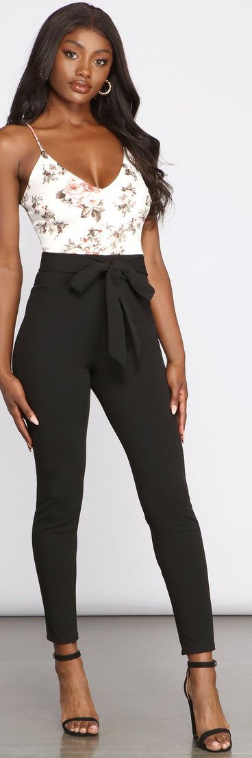 Floral Fever Tie Waist Catsuit provides a stylish start to creating your best summer outfits of the season with on-trend details for 2023!