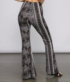 Wanderlust Beauty Flared Pants is a trendy pick to create 2023 festival outfits, festival dresses, outfits for concerts or raves, and complete your best party outfits!