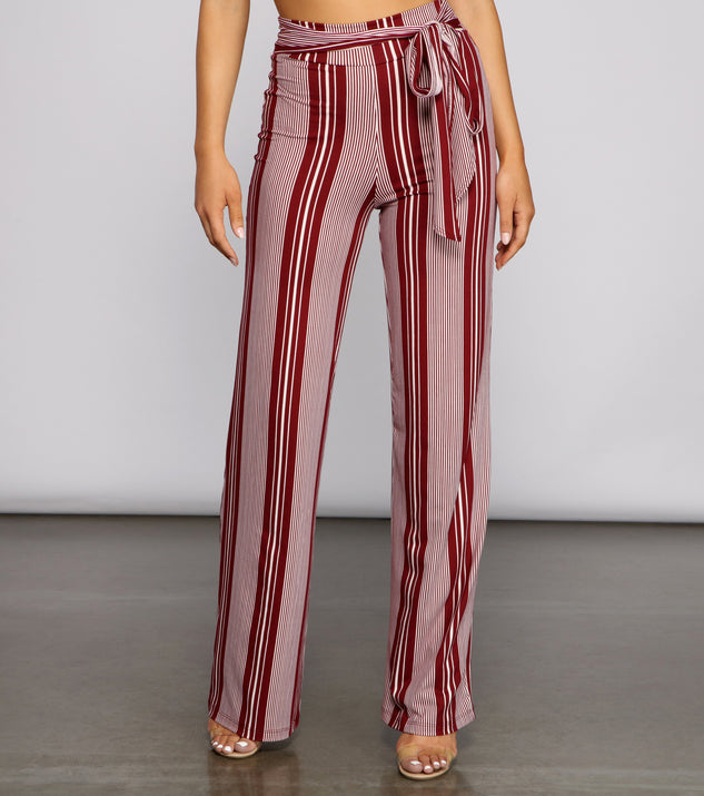 Sassy Striped Wide-Leg Pants provides a stylish start to creating your best summer outfits of the season with on-trend details for 2023!