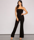 Style Icon Lace-Up Back Jumpsuit provides a stylish start to creating your best summer outfits of the season with on-trend details for 2023!