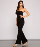 Style Icon Lace-Up Back Jumpsuit provides a stylish start to creating your best summer outfits of the season with on-trend details for 2023!