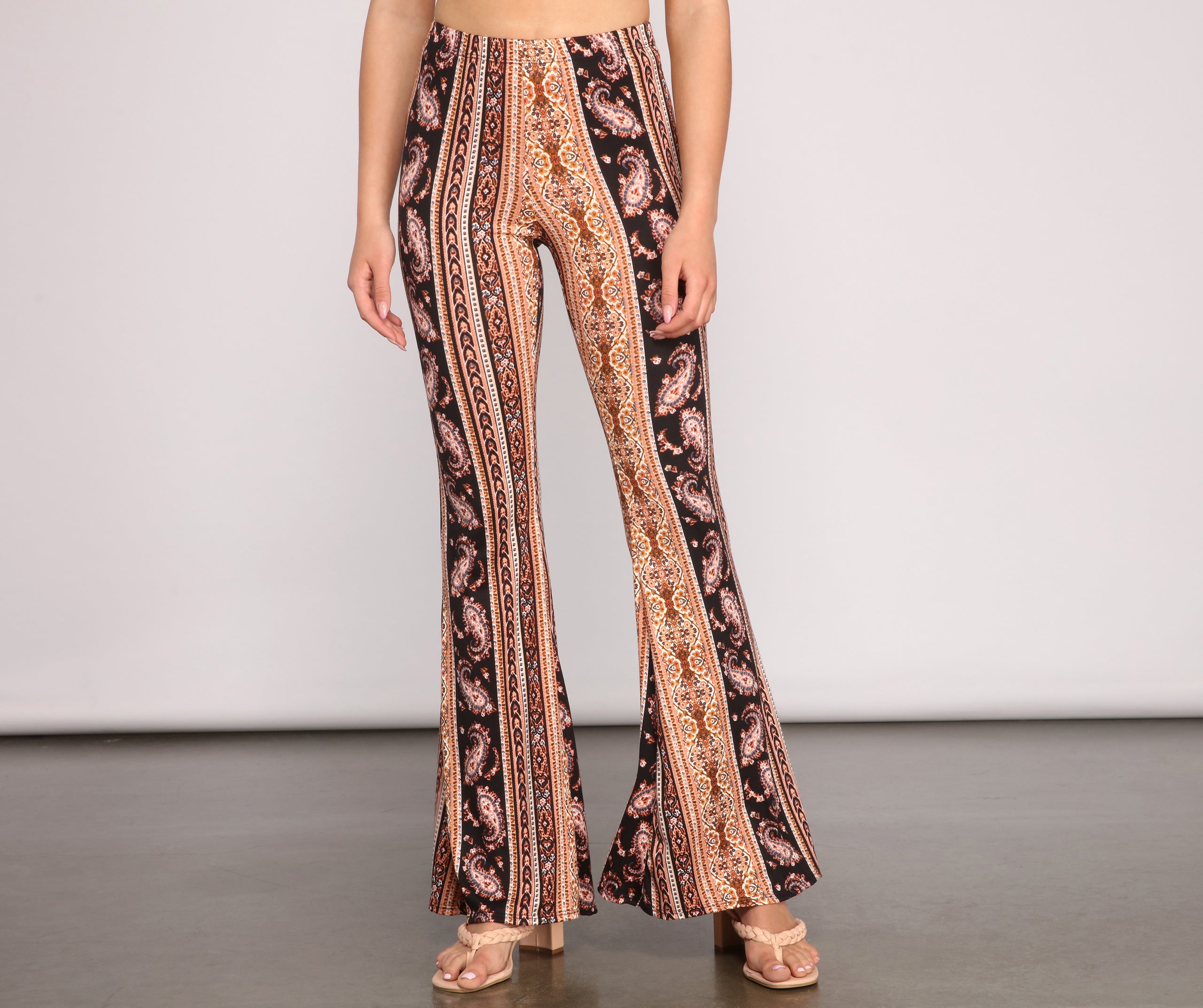 【WEWILL】PAISLEY PAJAMA TROUSERS Amazon.com: WDIRARA Men's Paisley Print Drawstring Waist