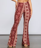 Wanderlust Beauty Flared Pants is a trendy pick to create 2023 concert outfits, festival dresses, outfits for raves, or to complete your best party outfits or clubwear!
