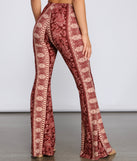 Wanderlust Beauty Flared Pants is a fire pick to create 2023 festival outfits, concert dresses, outfits for raves, or to complete your best party outfits or clubwear!