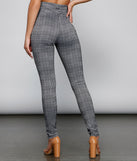 Mad About Plaid Skinny Pants provides a stylish start to creating your best summer outfits of the season with on-trend details for 2023!