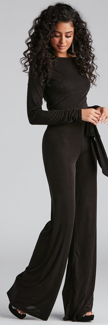 High Fashion Tie Waist Wide-Leg Jumpsuit provides a stylish start to creating your best summer outfits of the season with on-trend details for 2023!