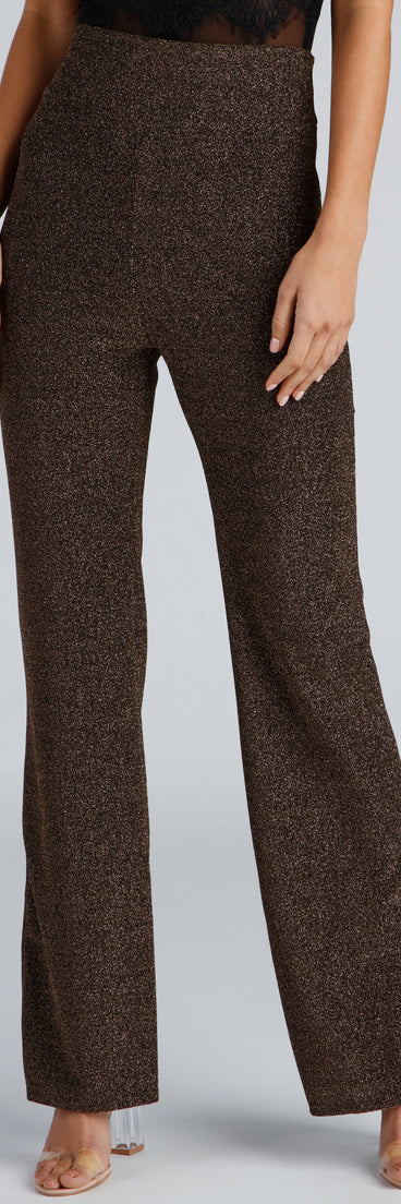 Party-Ready Metallic Glitter Pants provides a stylish start to creating your best summer outfits of the season with on-trend details for 2023!
