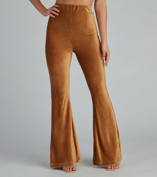 Trendy Luxe Velvet Flare Pants provides a stylish start to creating your best summer outfits of the season with on-trend details for 2023!
