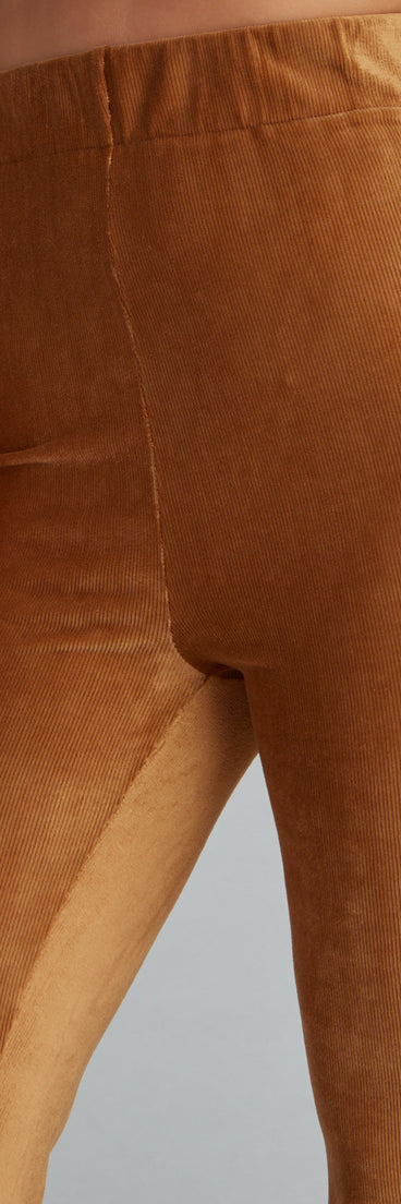 Trendy Luxe Velvet Flare Pants provides a stylish start to creating your best summer outfits of the season with on-trend details for 2023!