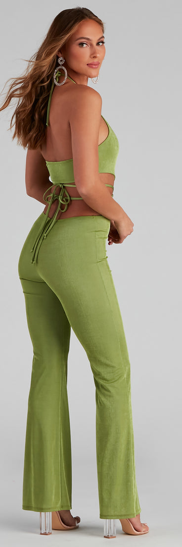 Sultry Talk O-Ring Strappy Jumpsuit provides a stylish start to creating your best summer outfits of the season with on-trend details for 2023!