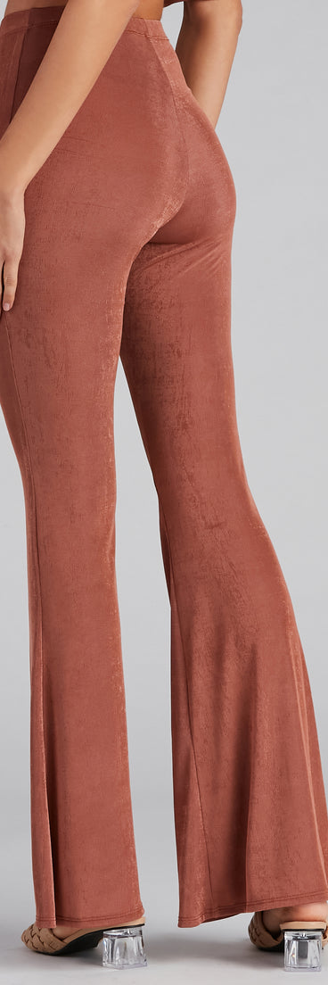 Flirty Flare High-Rise Pants provides a stylish start to creating your best summer outfits of the season with on-trend details for 2023!