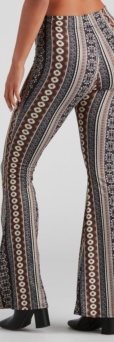 Wander Spirit Lace-Up Flare Pants provides a stylish start to creating your best summer outfits of the season with on-trend details for 2023!