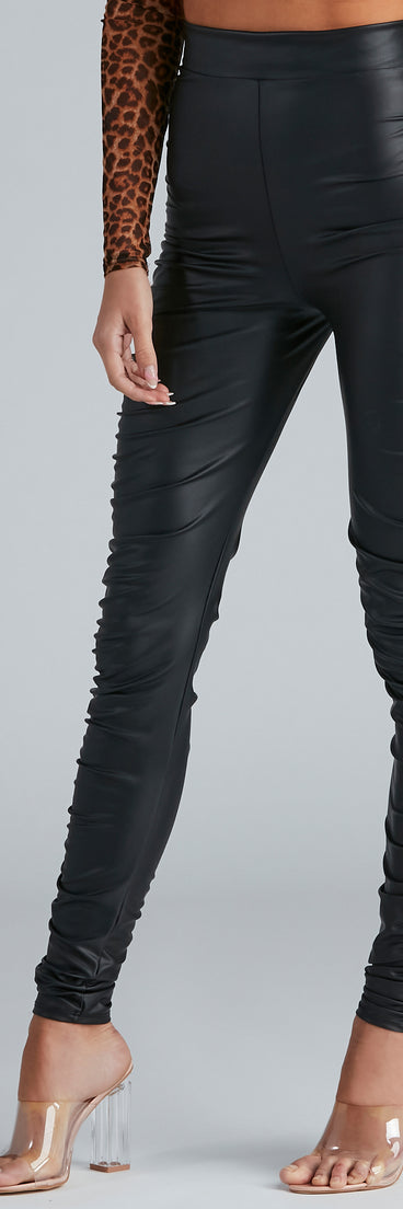 High Rise Ruched Faux Leather Leggings provides a stylish start to creating your best summer outfits of the season with on-trend details for 2023!