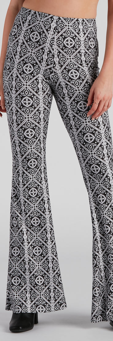 Kaleidoscope Boho Flare Pants is a trendy pick to create 2023 festival outfits, festival dresses, outfits for concerts or raves, and complete your best party outfits!