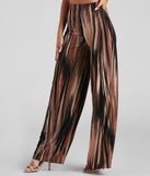 It-Girl Status Printed Pants provides a stylish start to creating your best summer outfits of the season with on-trend details for 2023!