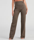 Back To Business Houndstooth Trouser Pants provides a stylish start to creating your best summer outfits of the season with on-trend details for 2023!