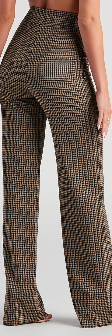 Back To Business Houndstooth Trouser Pants provides a stylish start to creating your best summer outfits of the season with on-trend details for 2023!