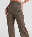 Back To Business Houndstooth Trouser Pants provides a stylish start to creating your best summer outfits of the season with on-trend details for 2023!