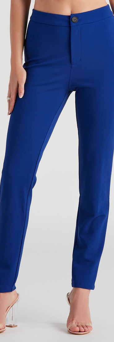 Right Moves Crepe Trouser Pants provides a stylish start to creating your best summer outfits of the season with on-trend details for 2023!