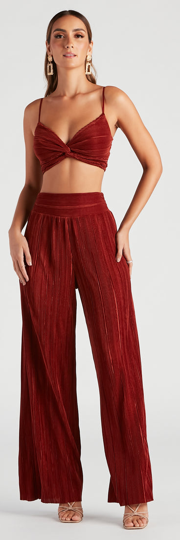 You’ll look stunning in the Jazz Night High Rise Pants when paired with its matching separate to create a glam clothing set perfect for parties, date nights, concert outfits, back-to-school attire, or for any summer event!