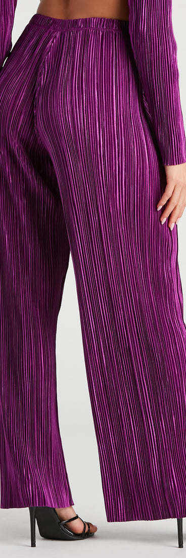 Dinner Date Satin Wide Leg Pants provides a stylish start to creating your best summer outfits of the season with on-trend details for 2023!