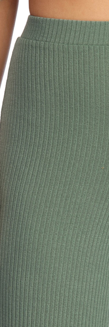 Set Me Up In Basics Pants provides a stylish start to creating your best summer outfits of the season with on-trend details for 2023!