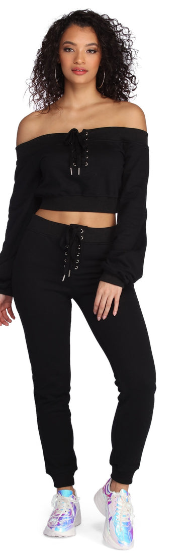 Comfy And Chill Joggers provides a stylish start to creating your best summer outfits of the season with on-trend details for 2023!