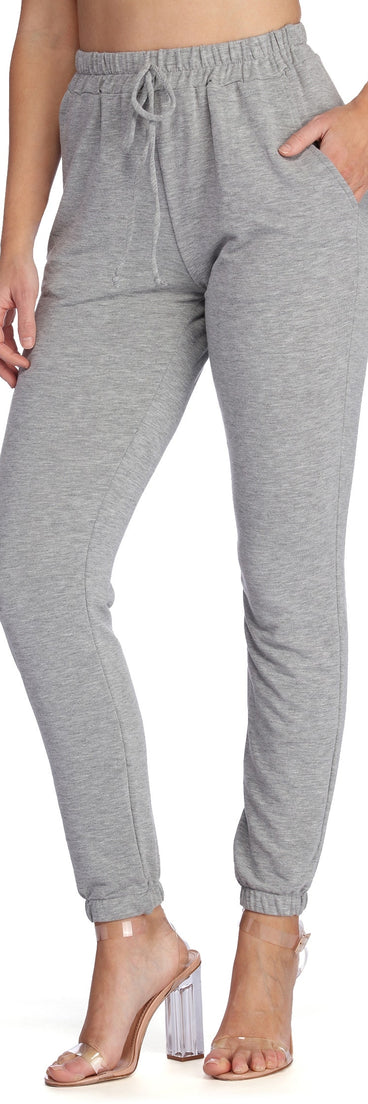 You’ll look stunning in the Cozy 'N Chill Joggers when paired with its matching separate to create a glam clothing set perfect for parties, date nights, concert outfits, back-to-school attire, or for any summer event!