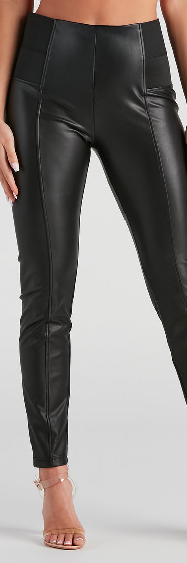 Trendsetter Faux Leather Leggings provides a stylish start to creating your best summer outfits of the season with on-trend details for 2023!