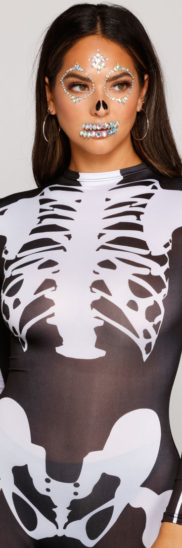 Long sleeve skeleton print catsuit creates the perfect dead look or Halloween costume for 2023!
