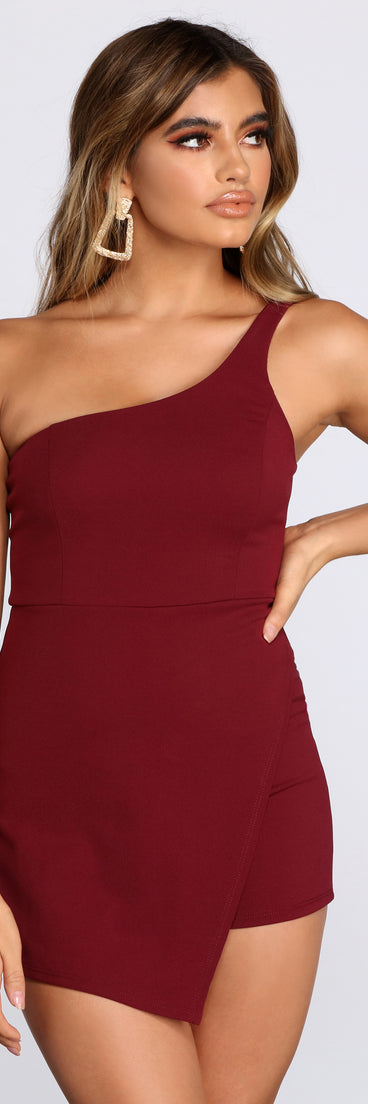 One Shoulder Faux Wrap Romper will help you dress the part in stylish holiday party attire, an outfit for a New Year’s Eve party, & dressy or cocktail attire for any event.
