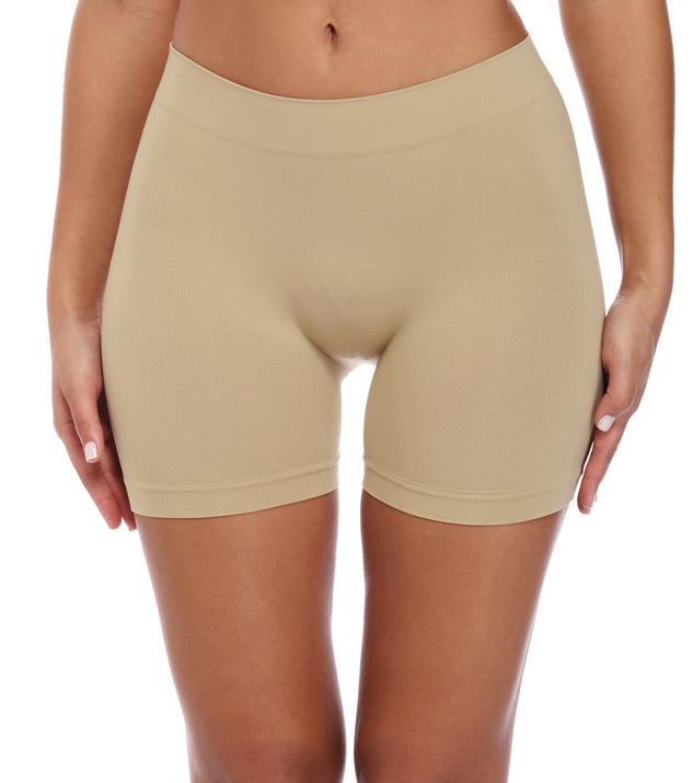 Seamless Shorts provides essential lift and support for creating your best summer outfits of the season for 2023!