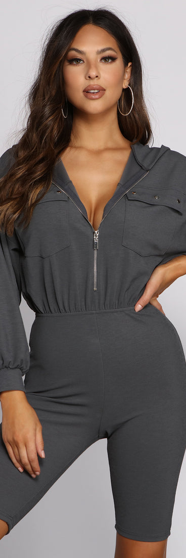 Trendsetter Moment Biker Romper provides a stylish start to creating your best summer outfits of the season with on-trend details for 2023!