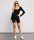 Get On-Trend Long Sleeve Romper provides a stylish start to creating your best summer outfits of the season with on-trend details for 2023!