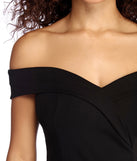 Little Essential Romper is the perfect Homecoming look pick with on-trend details to make the 2023 HOCO dance your most memorable event yet!