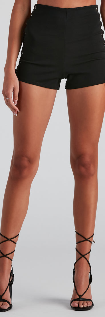 Edgy Deets Lace-Up Shorts is a trendy pick to create 2023 festival outfits, festival dresses, outfits for concerts or raves, and complete your best party outfits!