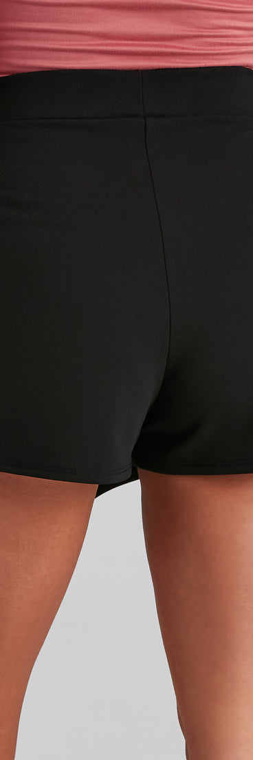 Elevated Chic Envelope Skort provides a stylish start to creating your best summer outfits of the season with on-trend details for 2023!