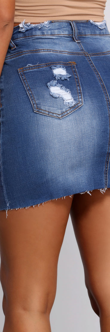 Distressed To Impress Denim Mini Skirt provides a stylish start to creating your best summer outfits of the season with on-trend details for 2023!