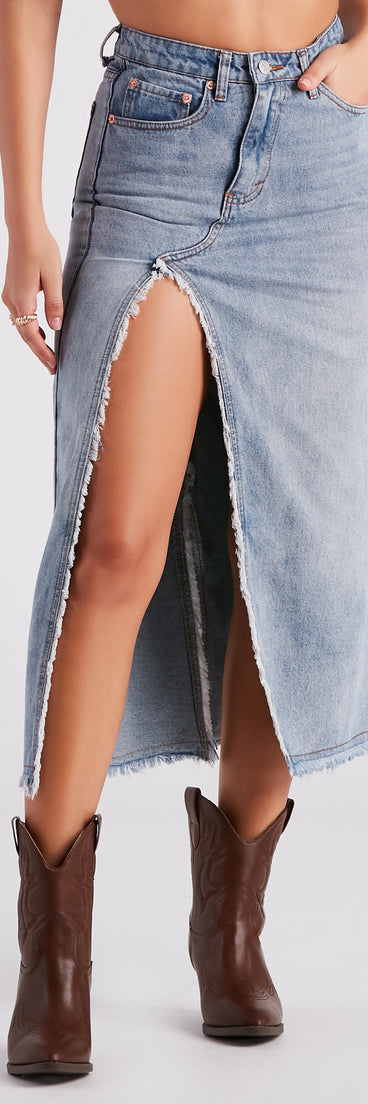 Babe In Denim High Slit Midi Skirt is a fire pick to create 2023 festival outfits, concert dresses, outfits for raves, or to complete your best party outfits or clubwear!