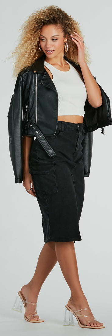Modern Edge High Rise Cargo Denim Midi Skirt is a fire pick to create a concert outfit, 2024 festival looks, outfits for raves, or to complete your best party outfits or clubwear!