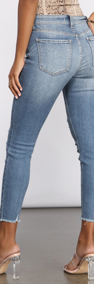 Clara High Rise Destructed Skinny Crop Jeans provides a stylish start to creating your best summer outfits of the season with on-trend details for 2023!