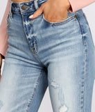 Tobi Super High Waist Destructed Mom Jeans is a trendy pick to create 2023 festival outfits, festival dresses, outfits for concerts or raves, and complete your best party outfits!