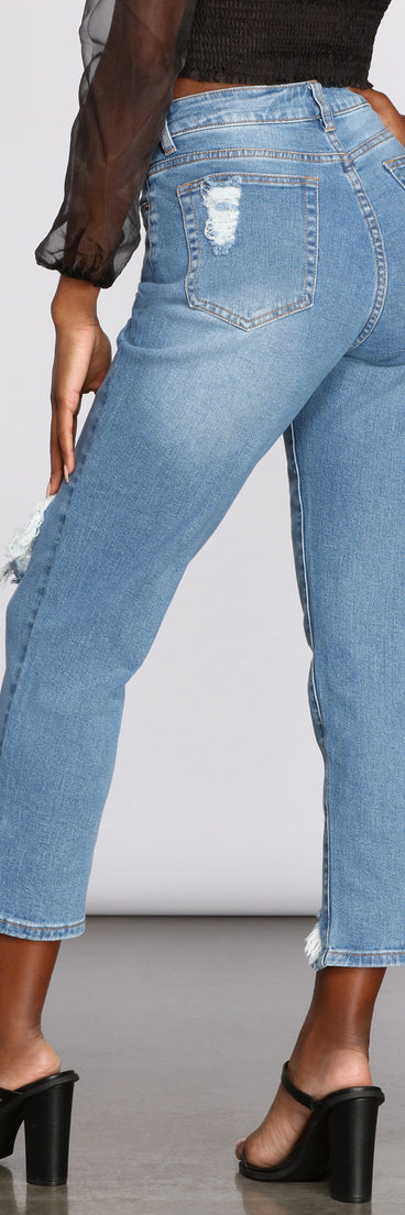High Rise Destructed Straight Leg Jeans provides a stylish start to creating your best summer outfits of the season with on-trend details for 2023!
