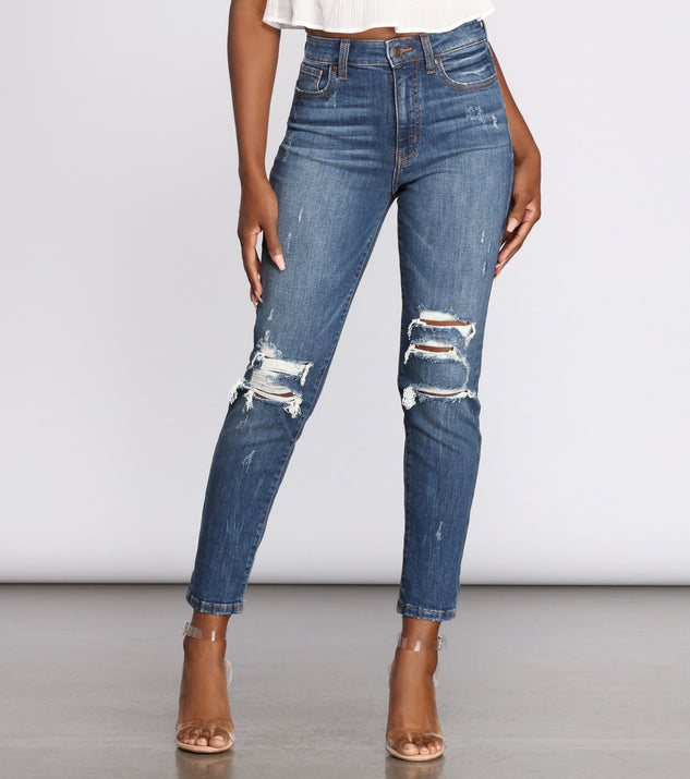Tobi Super High Rise Destructed Mom Jeans for 2023 festival outfits, festival dress, outfits for raves, concert outfits, and/or club outfits
