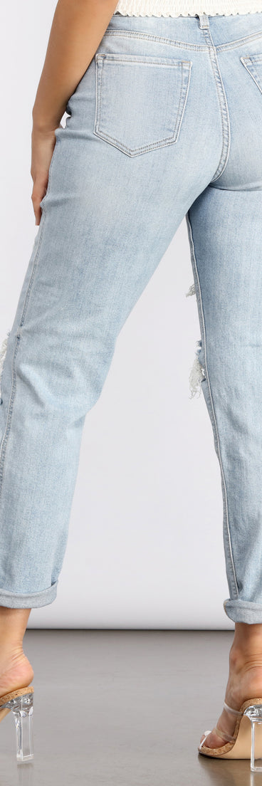 Rocky High Rise Destructed Boyfriend Jeans provides a stylish start to creating your best summer outfits of the season with on-trend details for 2023!
