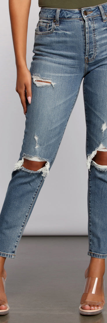 Tobi High Rise Destructed Mom Jeans for 2023 festival outfits, festival dress, outfits for raves, concert outfits, and/or club outfits