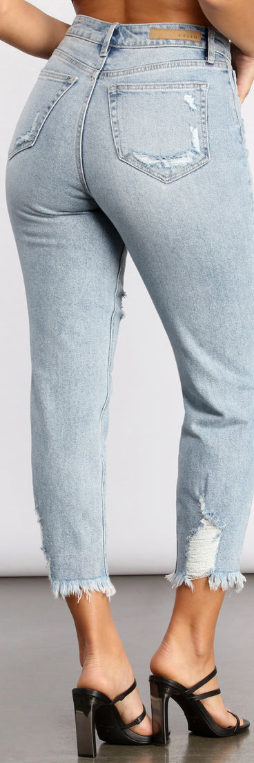 Too Fine to be Distressed Jeans provides a stylish start to creating your best summer outfits of the season with on-trend details for 2023!